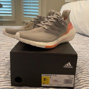 New in Box! Adidas Ultraboost 21 - size 8.5